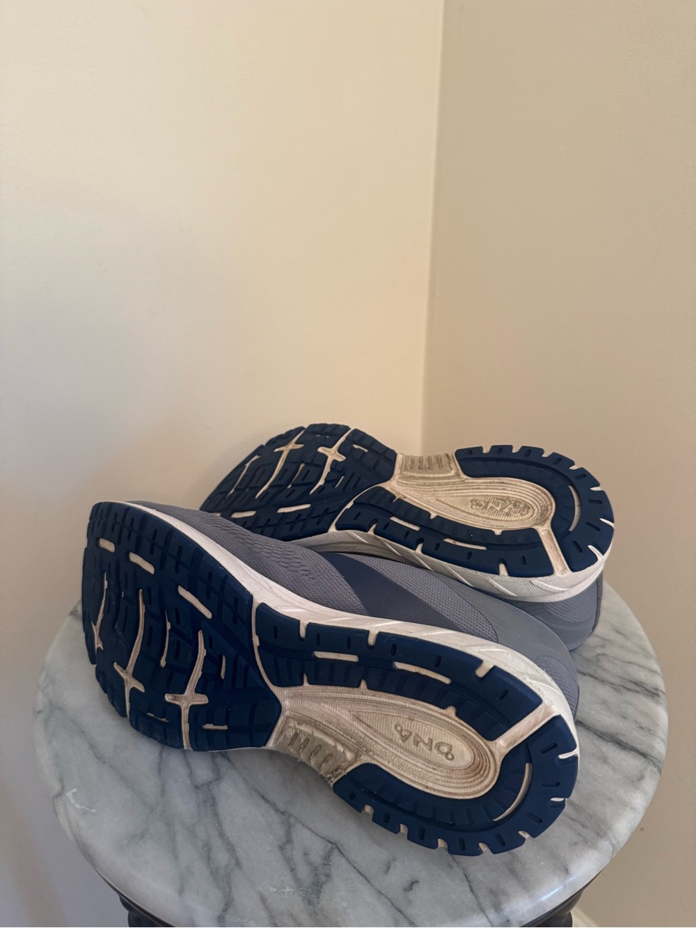 Brooks Transmit 2 Running Shoes Men’s Size 9 Gray Blue Sneakers 1103371D028 - Picture 6 of 9